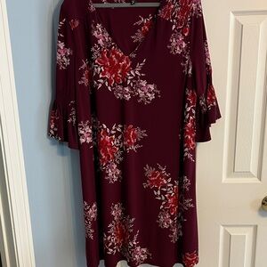 Roz & Ali Burgundy Floral Tunic